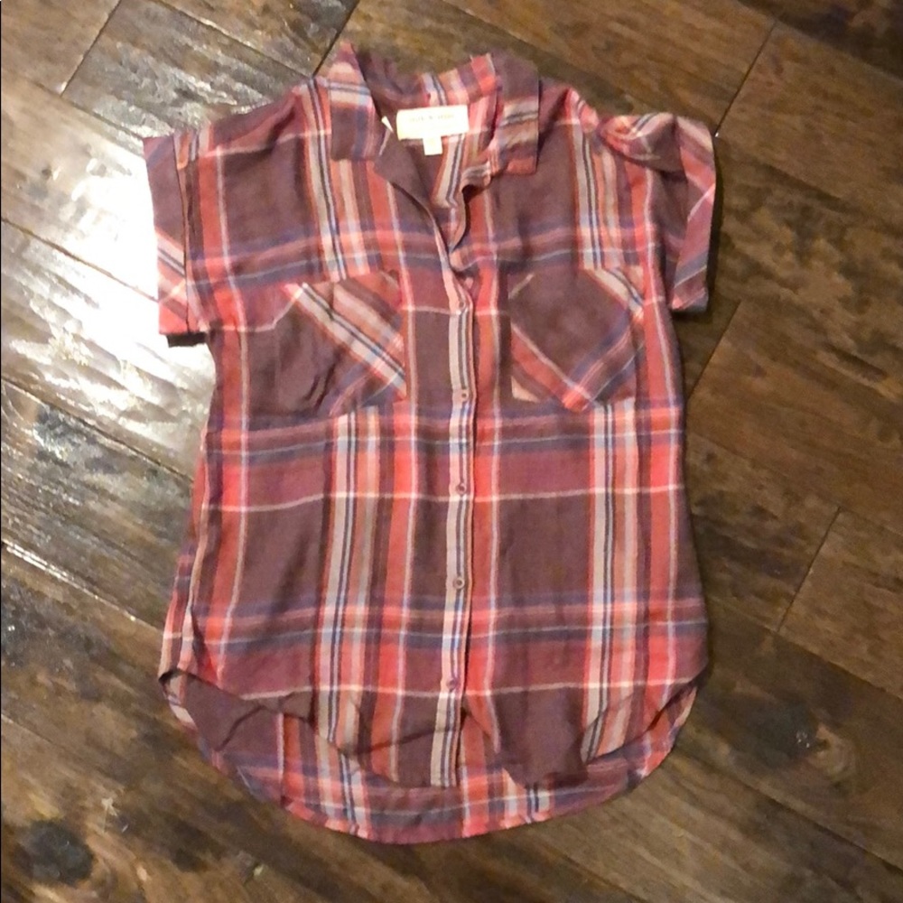 Cloth & Stone plaid woman’s shirt size XS, NWOT.
